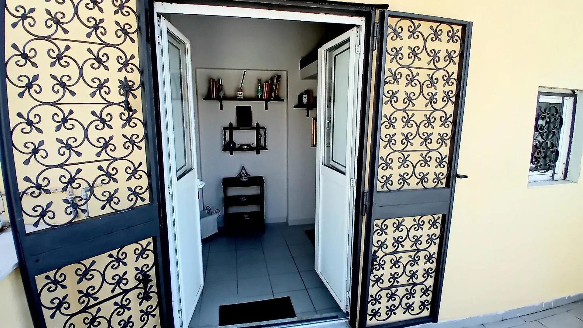 Salotto Vergini Centro Storico Apartment Naples